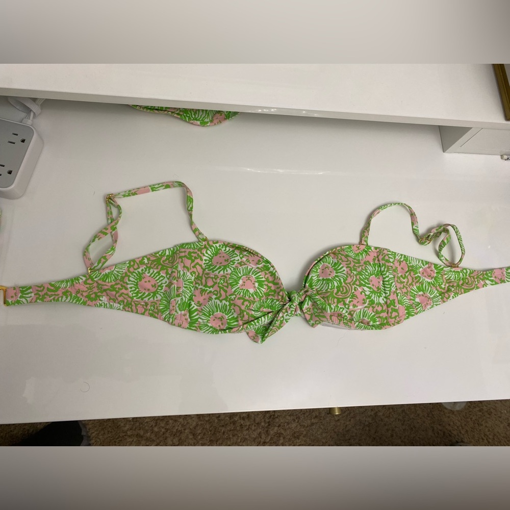 ECU, Lilly Pulitzer Sunny Side Cabana Pink bathing suit top, M